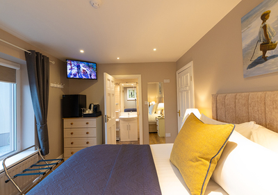 Double-Deluxe-Ensuite with Shower-Sea View-Golf Course View Room 7